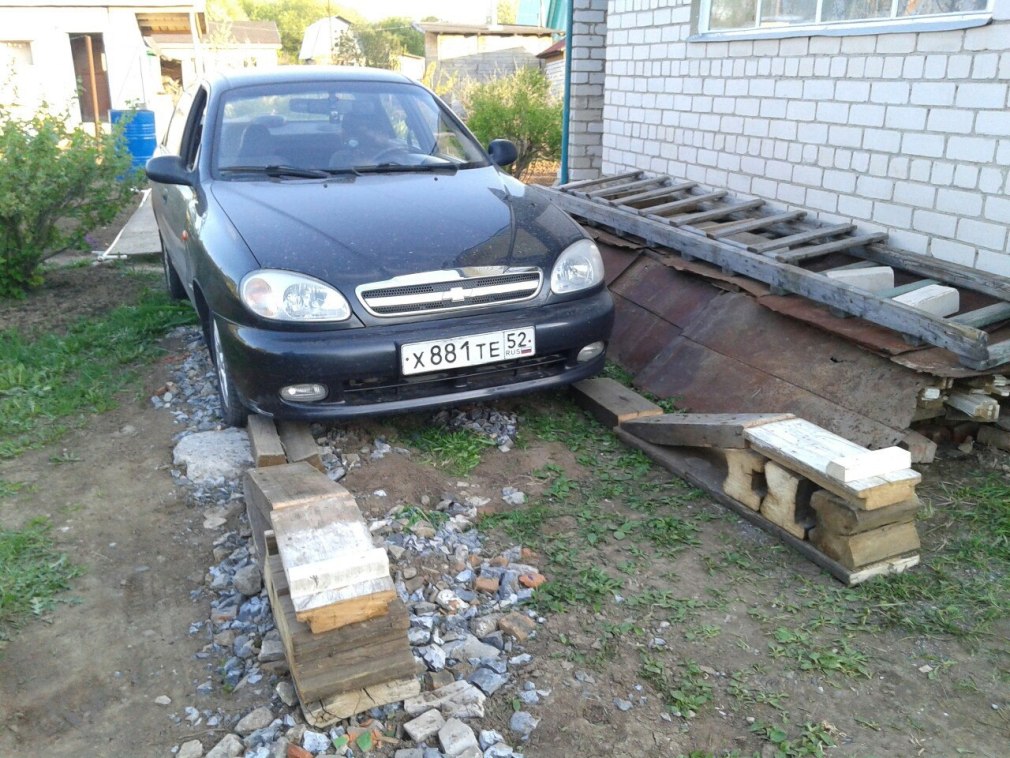 Смотровая эстакада для автомобиля
