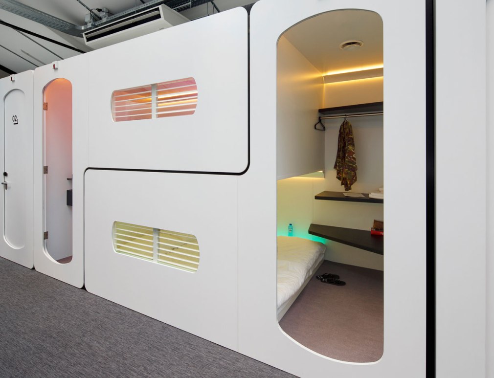 Капсульный отель (Capsule Hotel), Гаага