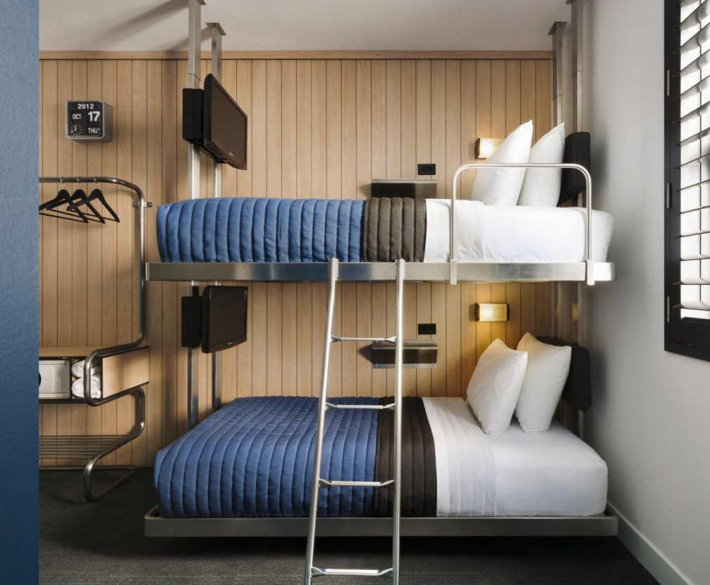 Green Mountain Hostel капсула
