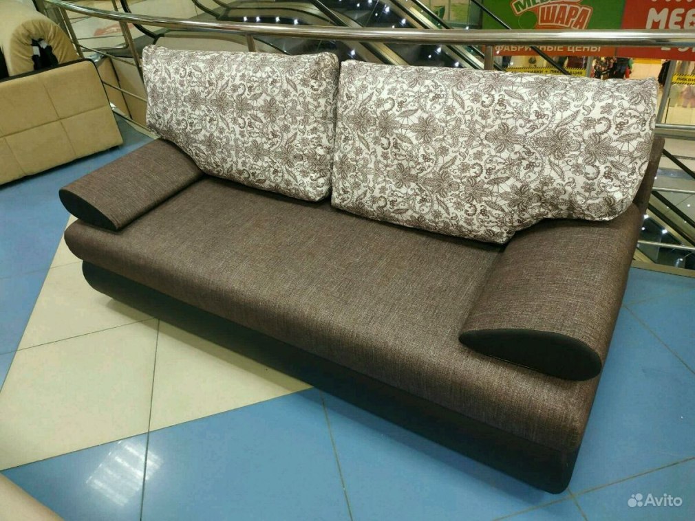 Стенка Оливия Лером