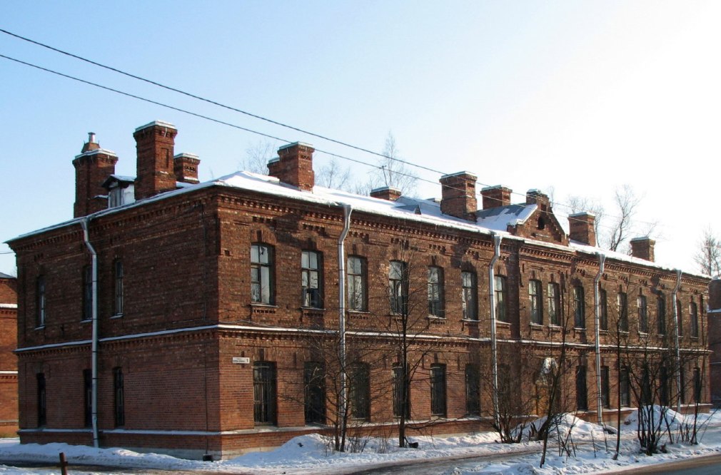 Казарма в Петергофе